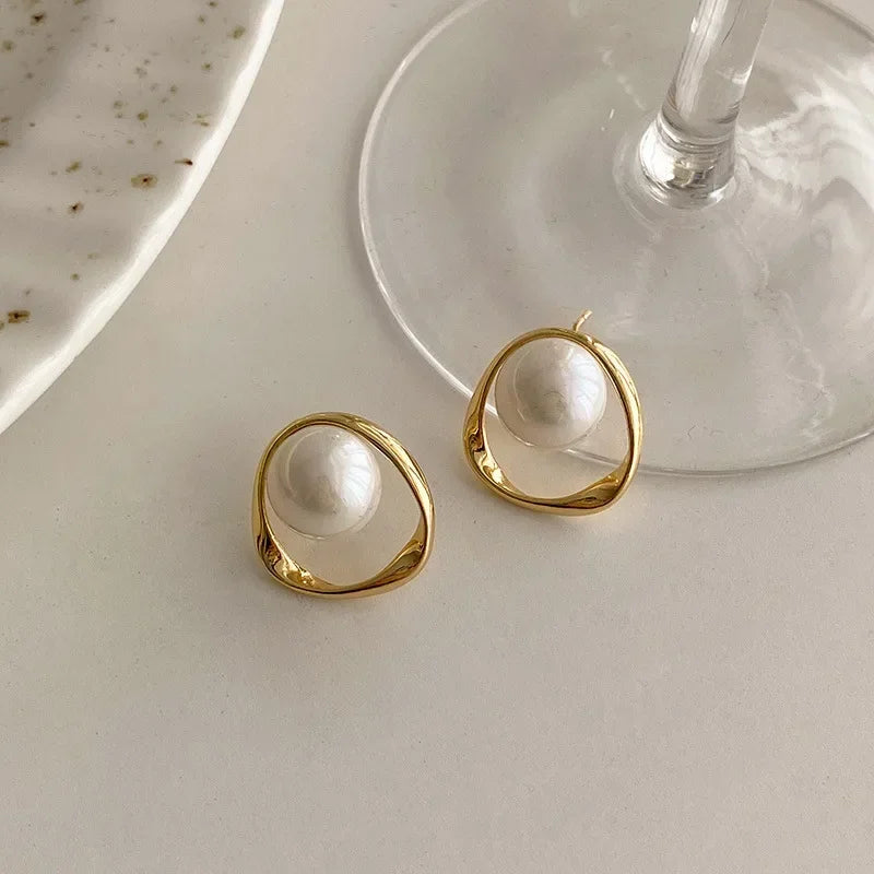 Chic Pearl Drops