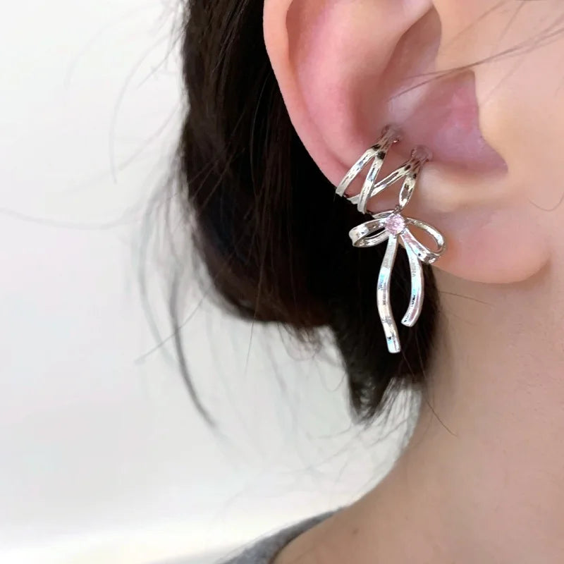 Starlet Bow Ear Cuff